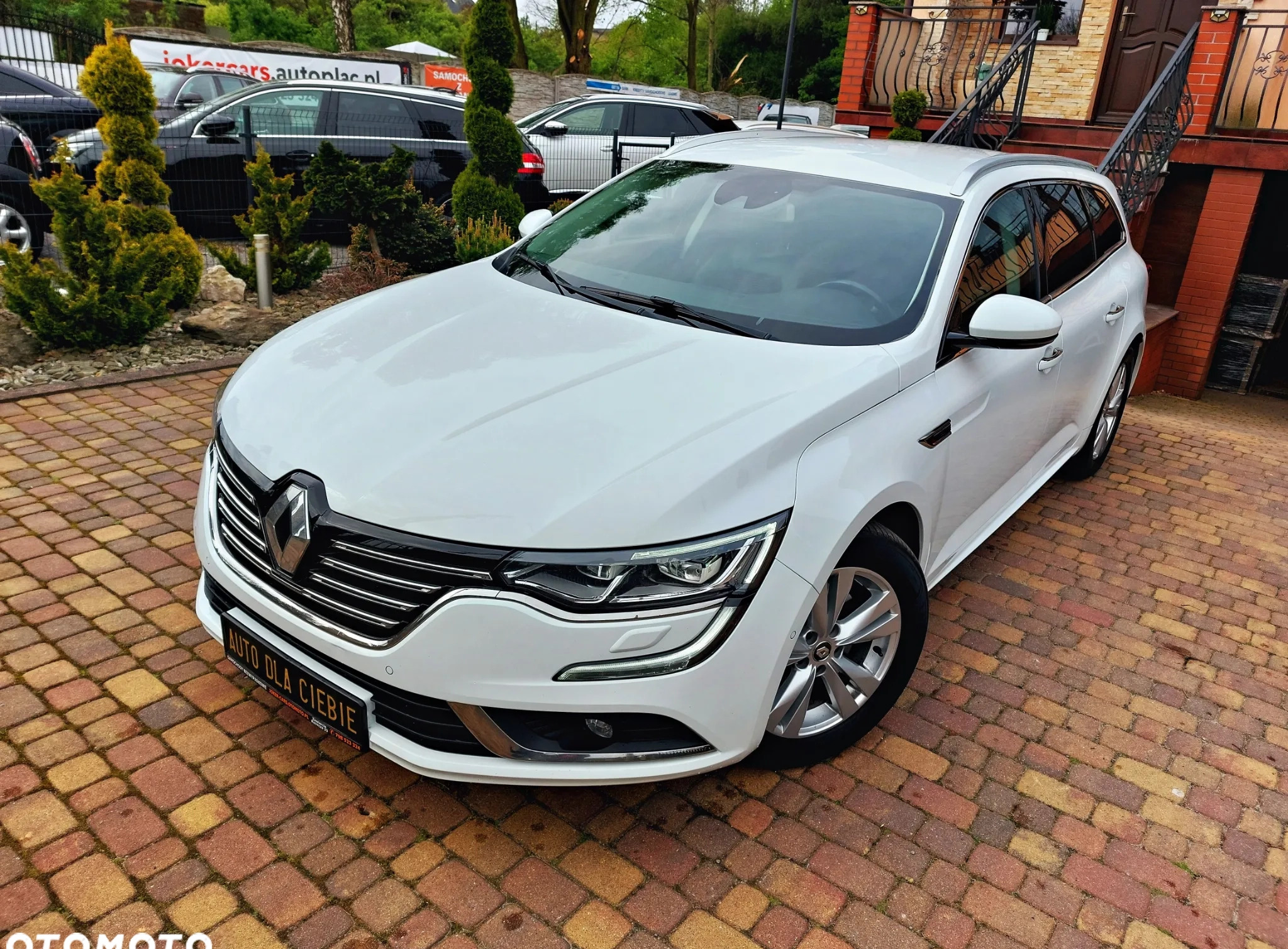 Renault Talisman cena 69900 przebieg: 166000, rok produkcji 2019 z Zawiercie małe 781